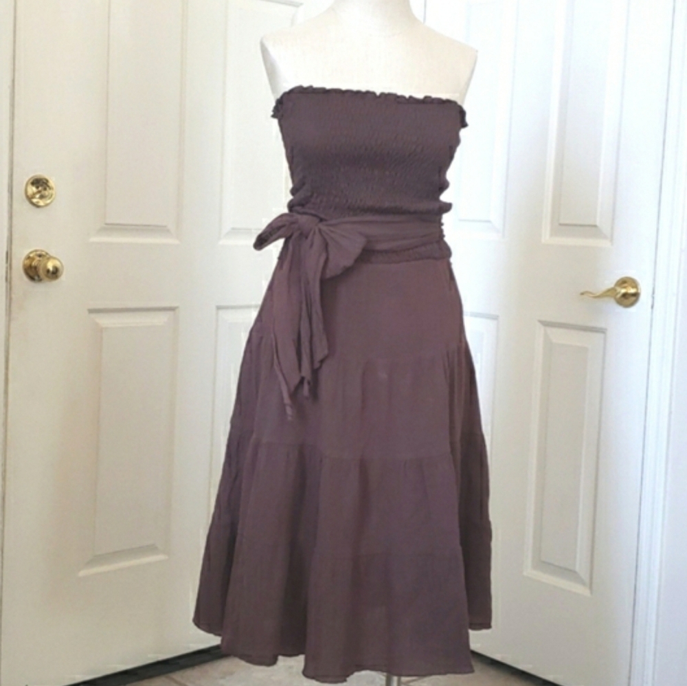 💐 Vintage Boho Brown Strapless Dress • Gauzy Cotton Smocked Bodice Tiered SMALL - Picture 3 of 11